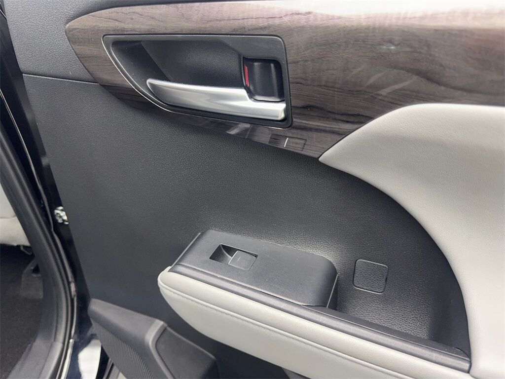 2023 Toyota Highlander Platinum Irving TX