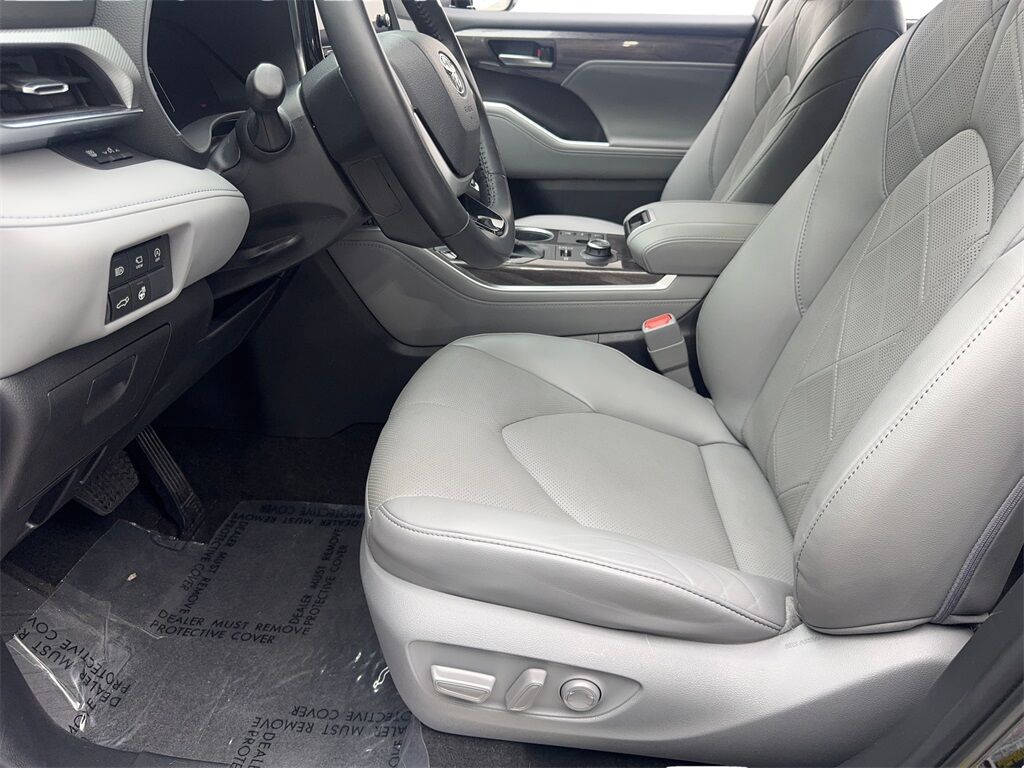 2023 Toyota Highlander Platinum Irving TX