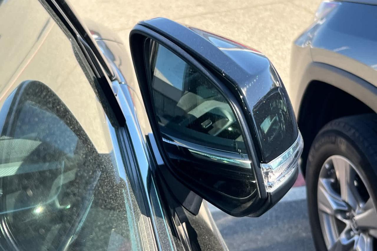 2023 Toyota Highlander Platinum Roseville CA