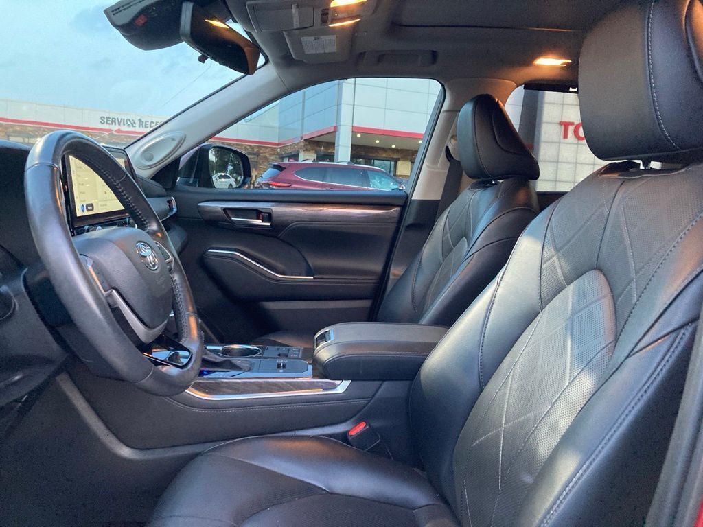 2023 Toyota Highlander Platinum San Antonio TX