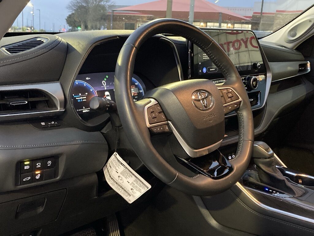 2023 Toyota Highlander Platinum San Antonio TX