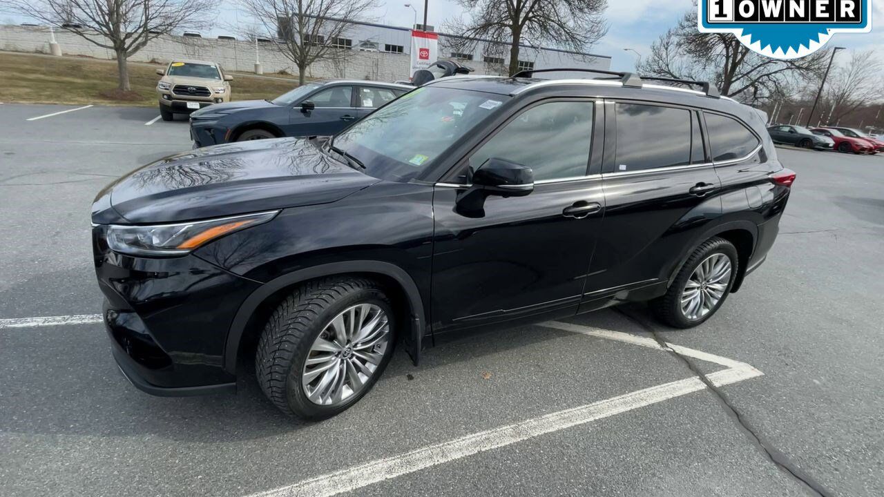 2023 Toyota Highlander Platinum White River Junction VT