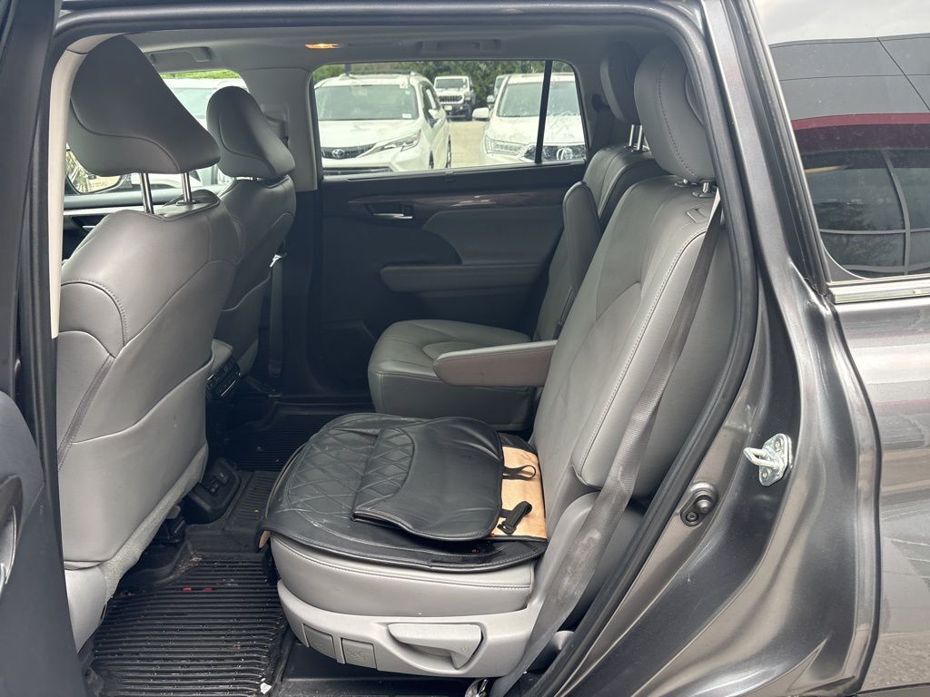 2023 Toyota Highlander Platinum Cockeysville MD