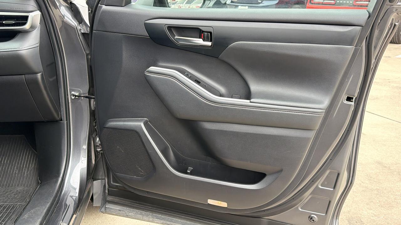 2023 Toyota Highlander XL New Braunfels TX