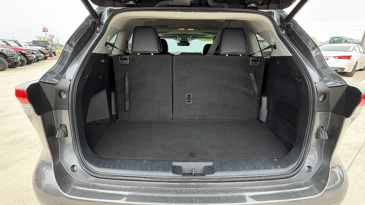 2023 Toyota Highlander XL New Braunfels TX