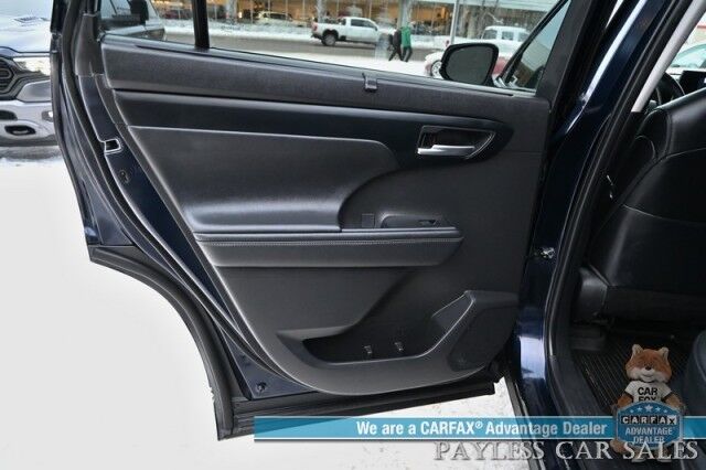 2023 Toyota Highlander XLE / AWD / Auto Start / Power & Heated Leather Seats / Sunroof / Adaptive Cruise Control / Lane Watch & Blind Spot Alert / Apple CarPlay & Android Auto / Back Up Camera / 3rd Row / Rear Captain Chairs / 1-Owner Wasilla AK
