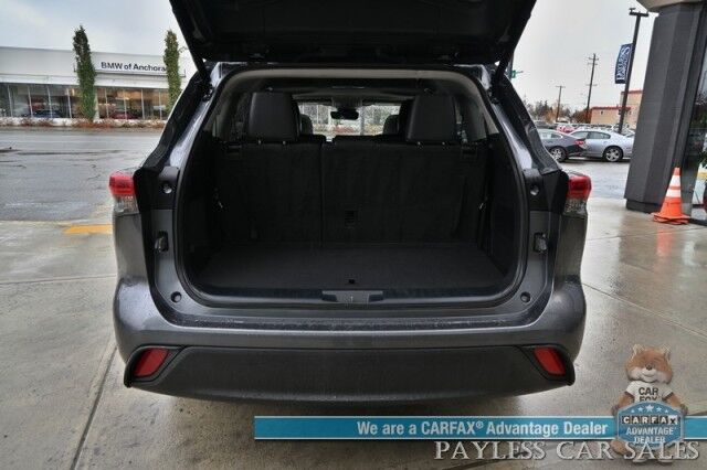 2023 Toyota Highlander XLE / AWD / AutoStart / Power & Heated Leather Seats / Sunroof / Adaptive Cruise Control / Lane Watch & Blind Spot Alert / Apple CarPlay & Android Auto / Back Up Cam / 3rd Row / Rear Captain Chairs / Seats 7 / 1-Owner Anchorage AK