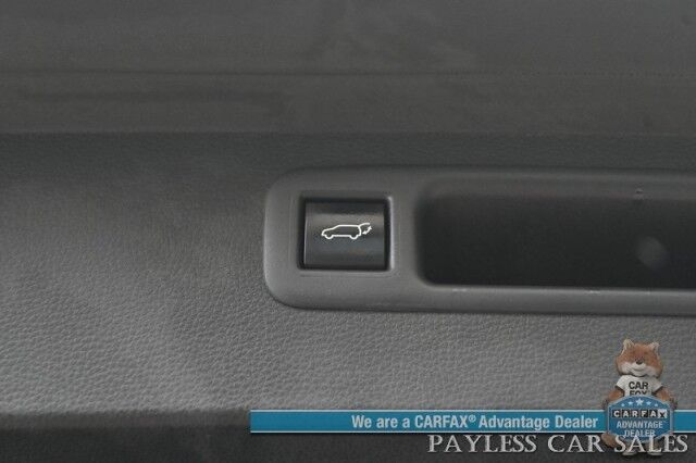2023 Toyota Highlander XLE / AWD / Power & Heated Leather Seats / Sunroof / Adaptive Cruise Control / Lane Watch & Blind Spot Alert / Apple CarPlay & Android Auto / Back Up Cam / 3rd Row / Rear Captain Chairs / Seats 7 / 1-Owner Anchorage AK