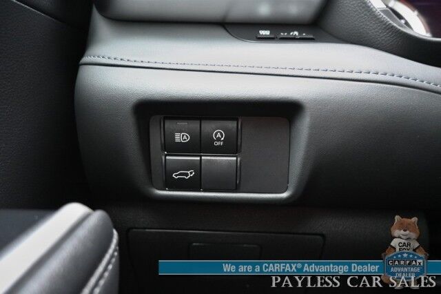 2023 Toyota Highlander XLE / AWD / Power & Heated Leather Seats / Sunroof / Adaptive Cruise Control / Lane Watch & Blind Spot Alert / Apple CarPlay & Android Auto / Back Up Cam / 3rd Row / Rear Captain Chairs / Seats 7 / 1-Owner Wasilla AK