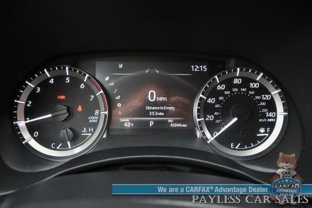 2023 Toyota Highlander XLE / AWD / Power & Heated Leather Seats / Sunroof / Adaptive Cruise Control / Lane Watch & Blind Spot Alert / Apple CarPlay & Android Auto / Back Up Cam / 3rd Row / Rear Captain Chairs / Seats 7 / 1-Owner Wasilla AK