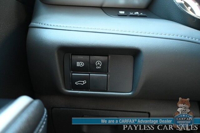 2023 Toyota Highlander XLE / AWD / Power & Heated Leather Seats / Sunroof / Adaptive Cruise Control / Lane Watch & Blind Spot Alert / Apple CarPlay & Android Auto / Back Up Cam / 3rd Row / Rear Captain Chairs / Seats 7 / 1-Owner Wasilla AK