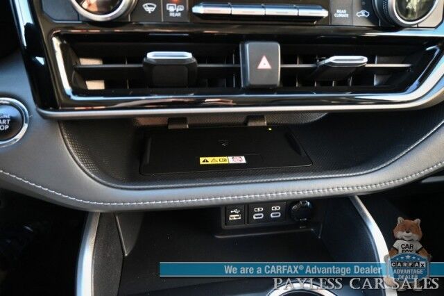 2023 Toyota Highlander XLE / AWD / Power & Heated Leather Seats / Sunroof / Adaptive Cruise Control / Lane Watch & Blind Spot Alert / Apple CarPlay & Android Auto / Back Up Cam / 3rd Row / Rear Captain Chairs / Seats 7 / 1-Owner Wasilla AK