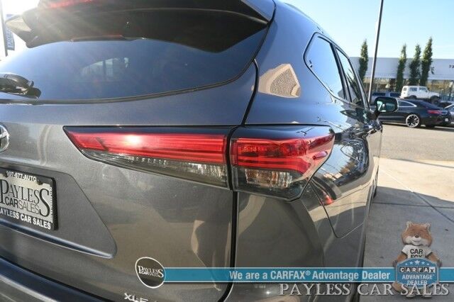 2023 Toyota Highlander XLE / AWD / Power & Heated Leather Seats / Sunroof / Adaptive Cruise Control / Lane Watch & Blind Spot Alert / Apple CarPlay & Android Auto / Back Up Cam / 3rd Row / Rear Captain Chairs / Seats 7 / 1-Owner Wasilla AK