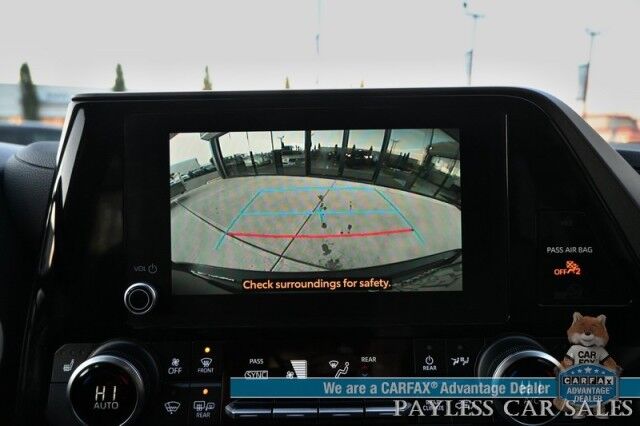 2023 Toyota Highlander XLE / AWD / Power & Heated Leather Seats / Sunroof / Adaptive Cruise Control / Lane Watch & Blind Spot Alert / Apple CarPlay & Android Auto / Back Up Cam / 3rd Row / Rear Captain Chairs / Seats 7 / 1-Owner Wasilla AK