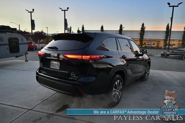 2023 Toyota Highlander XLE / AWD / Power & Heated Leather Seats / Sunroof / Adaptive Cruise Control / Lane Watch & Blind Spot Alert / Apple CarPlay & Android Auto / Back Up Cam / 3rd Row / Rear Captain Chairs / Seats 7 / 1-Owner Anchorage AK