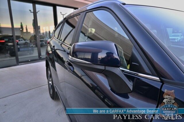 2023 Toyota Highlander XLE / AWD / Power & Heated Leather Seats / Sunroof / Adaptive Cruise Control / Lane Watch & Blind Spot Alert / Apple CarPlay & Android Auto / Back Up Cam / 3rd Row / Rear Captain Chairs / Seats 7 / 1-Owner Wasilla AK