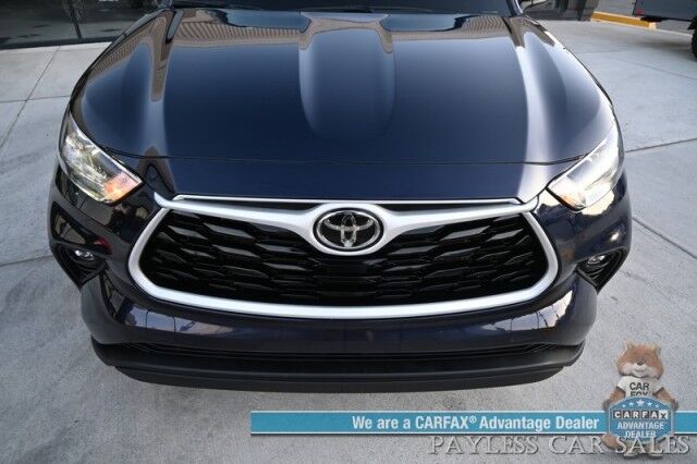 2023 Toyota Highlander XLE / AWD / Power & Heated Leather Seats / Sunroof / Adaptive Cruise Control / Lane Watch & Blind Spot Alert / Apple CarPlay & Android Auto / Back Up Cam / 3rd Row / Rear Captain Chairs / Seats 7 / 1-Owner Anchorage AK