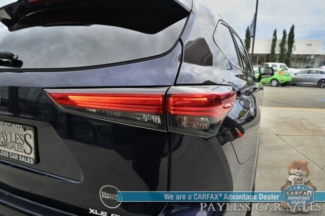 2023 Toyota Highlander XLE / AWD / Power & Heated Leather Seats / Sunroof / Adaptive Cruise / Lane Departure & Blind Spot Alert / Apple CarPlay & Android Auto / Backup Camera / Rear Captain Chairs / 3rd Row / Seats 7 / 1-Owner Anchorage AK
