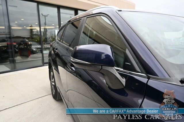 2023 Toyota Highlander XLE / AWD / Power & Heated Leather Seats / Sunroof / Adaptive Cruise / Lane Departure & Blind Spot Alert / Apple CarPlay & Android Auto / Backup Camera / Rear Captain Chairs / 3rd Row / Seats 7 / 1-Owner Anchorage AK