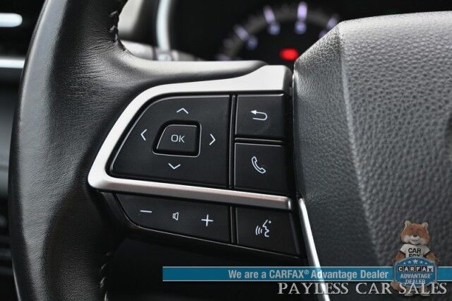 2023 Toyota Highlander XLE / AWD / Power & Heated Leather Seats / Sunroof / Adaptive Cruise / Lane Departure & Blind Spot Alert / Apple CarPlay & Android Auto / Backup Camera / Rear Captain Chairs / 3rd Row / Seats 7 / 1-Owner Anchorage AK