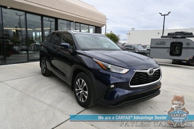 2023 Toyota Highlander XLE / AWD / Power & Heated Leather Seats / Sunroof / Adaptive Cruise / Lane Departure & Blind Spot Alert / Apple CarPlay & Android Auto / Backup Camera / Rear Captain Chairs / 3rd Row / Seats 7 / 1-Owner Anchorage AK