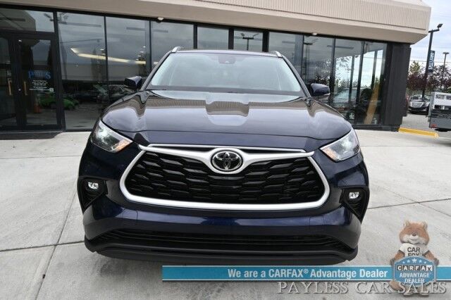 2023 Toyota Highlander XLE / AWD / Power & Heated Leather Seats / Sunroof / Adaptive Cruise / Lane Departure & Blind Spot Alert / Apple CarPlay & Android Auto / Backup Camera / Rear Captain Chairs / 3rd Row / Seats 7 / 1-Owner Anchorage AK