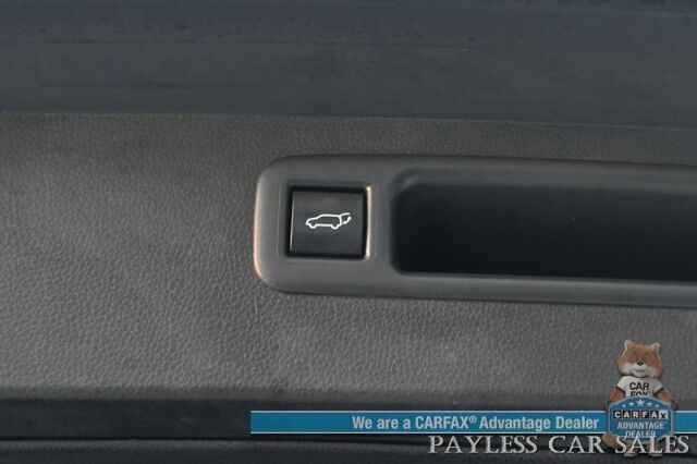 2023 Toyota Highlander XLE / AWD / Power & Heated Leather Seats / Sunroof / Adaptive Cruise / Lane Departure & Blind Spot Alert / Apple CarPlay & Android Auto / Backup Camera / Rear Captain Chairs / 3rd Row / Seats 7 / 1-Owner Anchorage AK