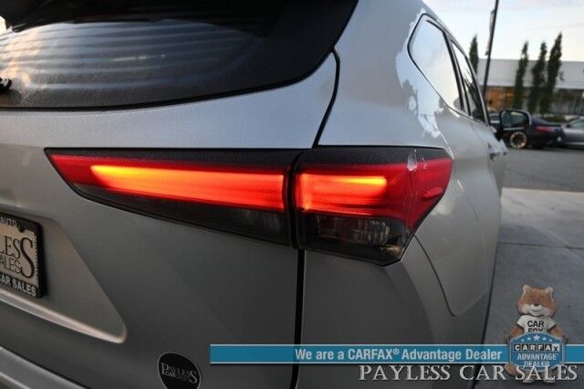 2023 Toyota Highlander XLE / AWD / Power & Heated Leather Seats / Sunroof / Adaptive Cruise / Lane Departure & Blind Spot Alert / Apple CarPlay & Android Auto / Backup Camera / Rear Captain Chairs / 3rd Row / Seats 7 / 1-Owner Anchorage AK