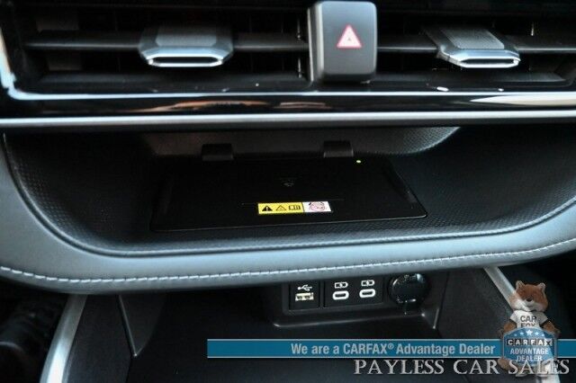 2023 Toyota Highlander XLE / AWD / Power & Heated Leather Seats / Sunroof / Adaptive Cruise / Lane Departure & Blind Spot Alert / Apple CarPlay & Android Auto / Backup Camera / Rear Captain Chairs / 3rd Row / Seats 7 / 1-Owner Anchorage AK