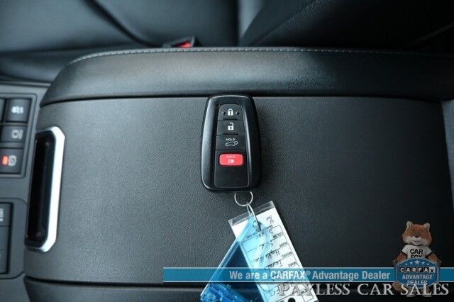 2023 Toyota Highlander XLE / AWD / Power & Heated Leather Seats / Sunroof / Adaptive Cruise / Lane Departure & Blind Spot Alert / Apple CarPlay & Android Auto / Backup Camera / Rear Captain Chairs / 3rd Row / Seats 7 / 1-Owner Anchorage AK