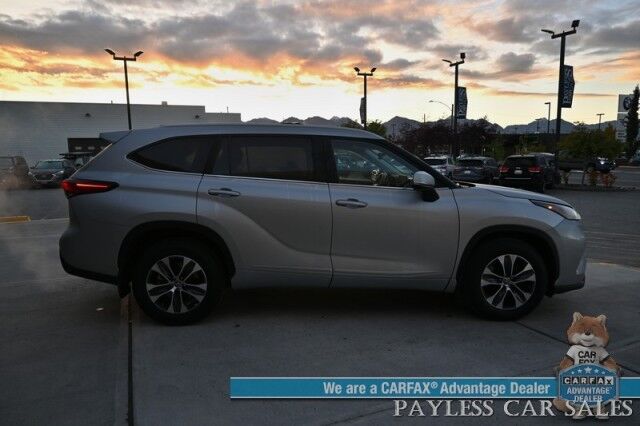 2023 Toyota Highlander XLE / AWD / Power & Heated Leather Seats / Sunroof / Adaptive Cruise / Lane Departure & Blind Spot Alert / Apple CarPlay & Android Auto / Backup Camera / Rear Captain Chairs / 3rd Row / Seats 7 / 1-Owner Anchorage AK