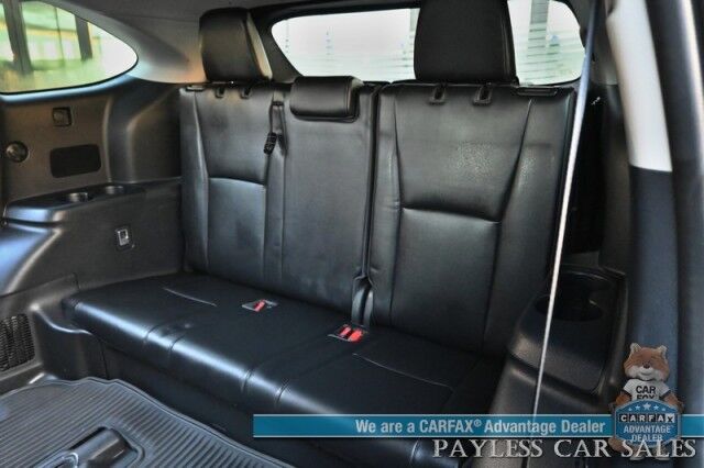 2023 Toyota Highlander XLE / AWD / Power & Heated Leather Seats / Sunroof / Adaptive Cruise / Lane Departure & Blind Spot Alert / Apple CarPlay & Android Auto / Backup Camera / Rear Captain Chairs / 3rd Row / Seats 7 / 1-Owner Anchorage AK