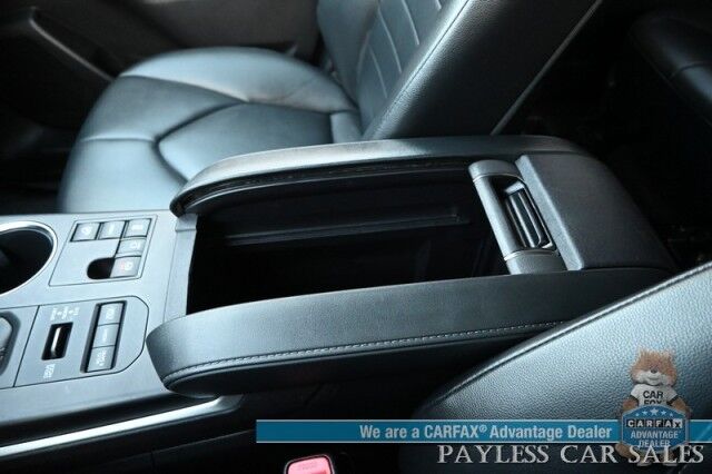 2023 Toyota Highlander XLE / AWD / Power & Heated Leather Seats / Sunroof / Adaptive Cruise / Lane Departure & Blind Spot Alert / Apple CarPlay & Android Auto / Backup Camera / Rear Captain Chairs / 3rd Row / Seats 7 / 1-Owner Anchorage AK
