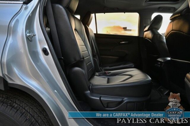 2023 Toyota Highlander XLE / AWD / Power & Heated Leather Seats / Sunroof / Adaptive Cruise / Lane Departure & Blind Spot Alert / Apple CarPlay & Android Auto / Backup Camera / Rear Captain Chairs / 3rd Row / Seats 7 / 1-Owner Anchorage AK