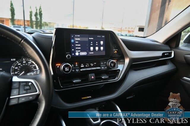 2023 Toyota Highlander XLE / AWD / Power & Heated Leather Seats / Sunroof / Adaptive Cruise / Lane Departure & Blind Spot Alert / Apple CarPlay & Android Auto / Backup Camera / Rear Captain Chairs / 3rd Row / Seats 7 / 1-Owner Anchorage AK