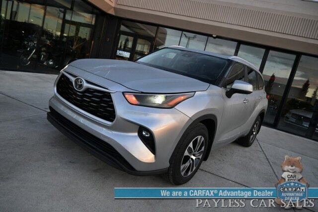 2023 Toyota Highlander XLE / AWD / Power & Heated Leather Seats / Sunroof / Adaptive Cruise / Lane Departure & Blind Spot Alert / Apple CarPlay & Android Auto / Backup Camera / Rear Captain Chairs / 3rd Row / Seats 7 / 1-Owner Anchorage AK