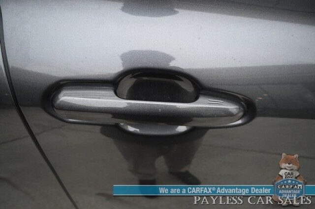 2023 Toyota Highlander XLE / AWD / Power & Heated Leather Seats / Sunroof / Adaptive Cruise / Lane Departure & Blind Spot Alert / Apple CarPlay & Android Auto / Backup Camera / Rear Captain Chairs / 3rd Row / Seats 7 / 1-Owner Anchorage AK