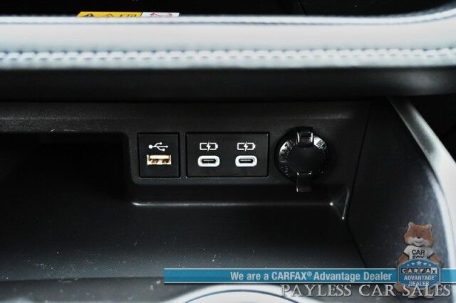 2023 Toyota Highlander XLE / AWD / Power & Heated Leather Seats / Sunroof / Adaptive Cruise / Lane Departure & Blind Spot Alert / Apple CarPlay & Android Auto / Backup Camera / Rear Captain Chairs / 3rd Row / Seats 7 / 1-Owner Anchorage AK