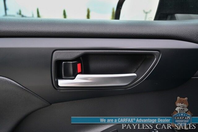 2023 Toyota Highlander XLE / AWD / Power & Heated Leather Seats / Sunroof / Adaptive Cruise / Lane Departure & Blind Spot Alert / Apple CarPlay & Android Auto / Backup Camera / Rear Captain Chairs / 3rd Row / Seats 7 / 1-Owner Anchorage AK