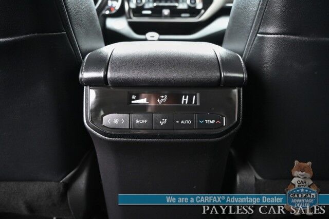 2023 Toyota Highlander XLE / AWD / Power & Heated Leather Seats / Sunroof / Adaptive Cruise / Lane Departure & Blind Spot Alert / Apple CarPlay & Android Auto / Backup Camera / Rear Captain Chairs / 3rd Row / Seats 7 / 1-Owner Anchorage AK