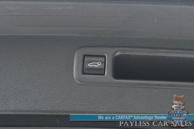 2023 Toyota Highlander XLE / AWD / Power & Heated Leather Seats / Sunroof / Adaptive Cruise / Lane Departure & Blind Spot Alert / Apple CarPlay & Android Auto / Backup Camera / Rear Captain Chairs / 3rd Row / Seats 7 / 1-Owner Anchorage AK