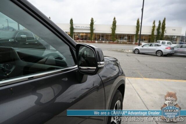 2023 Toyota Highlander XLE / AWD / Power & Heated Leather Seats / Sunroof / Adaptive Cruise / Lane Departure & Blind Spot Alert / Apple CarPlay & Android Auto / Backup Camera / Rear Captain Chairs / 3rd Row / Seats 7 / 1-Owner Anchorage AK