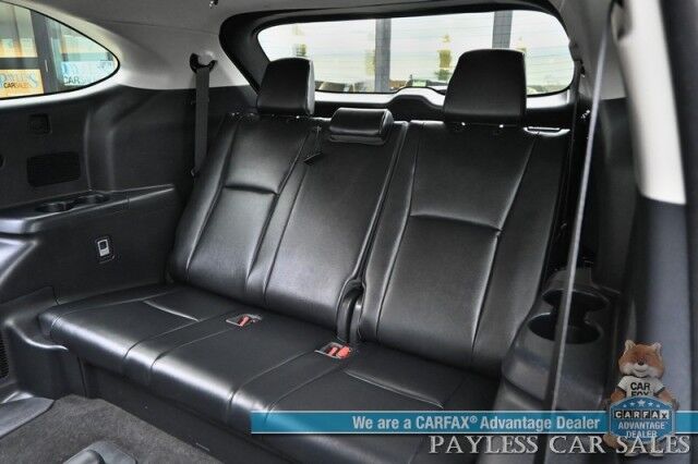 2023 Toyota Highlander XLE / AWD / Power & Heated Leather Seats / Sunroof / Adaptive Cruise / Lane Departure & Blind Spot Alert / Apple CarPlay & Android Auto / Backup Camera / Rear Captain Chairs / 3rd Row / Seats 7 / 1-Owner Anchorage AK