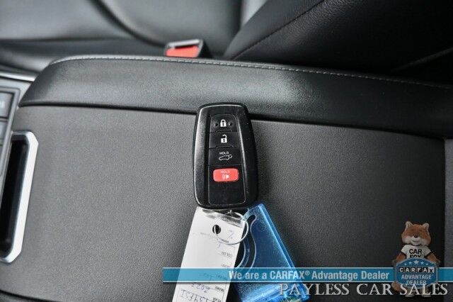 2023 Toyota Highlander XLE / AWD / Power & Heated Leather Seats / Sunroof / Adaptive Cruise / Lane Departure & Blind Spot Alert / Apple CarPlay & Android Auto / Backup Camera / Rear Captain Chairs / 3rd Row / Seats 7 / 1-Owner Anchorage AK