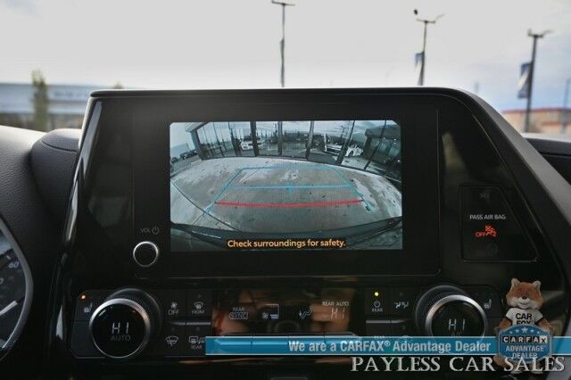 2023 Toyota Highlander XLE / AWD / Power & Heated Leather Seats / Sunroof / Adaptive Cruise / Lane Departure & Blind Spot Alert / Apple CarPlay & Android Auto / Backup Camera / Rear Captain Chairs / 3rd Row / Seats 7 / 1-Owner Anchorage AK