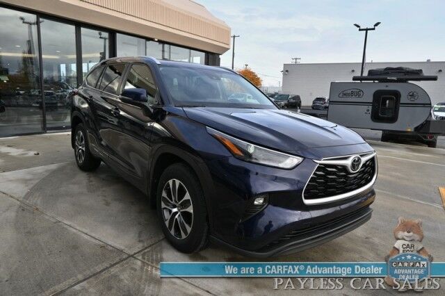 2023 Toyota Highlander XLE / AWD / Power & Heated Leather Seats / Sunroof / Adaptive Cruise / Lane Departure & Blind Spot Alert / Apple CarPlay & Android Auto / Backup Camera / Rear Captain Chairs / 3rd Row / Seats 7 / 1-Owner Anchorage AK