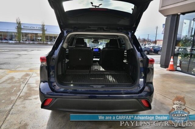 2023 Toyota Highlander XLE / AWD / Power & Heated Leather Seats / Sunroof / Adaptive Cruise / Lane Departure & Blind Spot Alert / Apple CarPlay & Android Auto / Backup Camera / Rear Captain Chairs / 3rd Row / Seats 7 / 1-Owner Anchorage AK