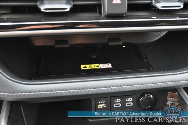 2023 Toyota Highlander XLE / AWD / Power & Heated Leather Seats / Sunroof / Adaptive Cruise / Lane Departure & Blind Spot Alert / Bluetooth / Backup Camera / 3rd Row / Rear Captains Chairs / Seats 7 / 28 MPG / 1-Owner Anchorage AK