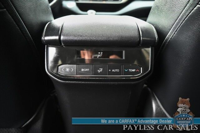 2023 Toyota Highlander XLE / AWD / Power & Heated Leather Seats / Sunroof / Adaptive Cruise / Lane Departure & Blind Spot Alert / Bluetooth / Backup Camera / 3rd Row / Rear Captains Chairs / Seats 7 / 28 MPG / 1-Owner Anchorage AK