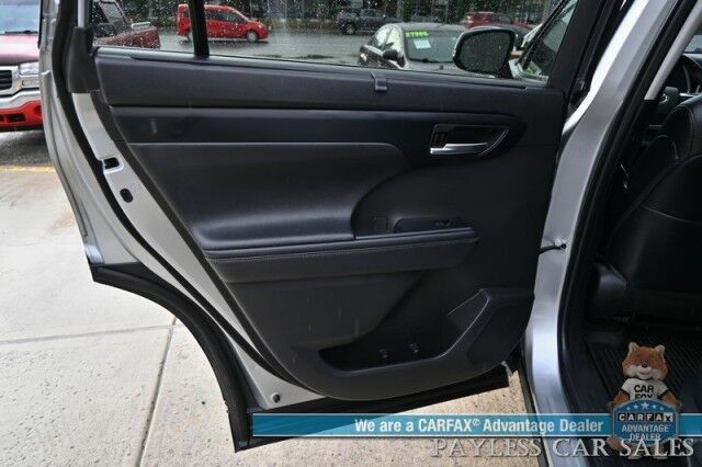 2023 Toyota Highlander XLE / AWD / Power & Heated Leather Seats / Sunroof / Adaptive Cruise / Lane Departure & Blind Spot Alert / Bluetooth / Backup Camera / 3rd Row / Rear Captains Chairs / Seats 7 / 28 MPG / 1-Owner Anchorage AK